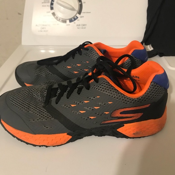 sketchers boys shoes